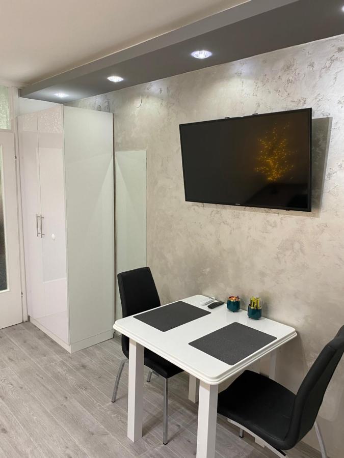 Manirosi 5 Apartment سوبوتيتْسا المظهر الخارجي الصورة